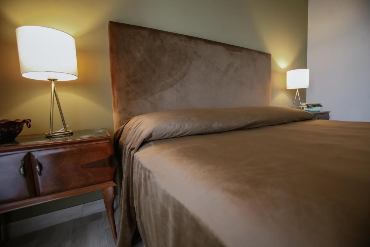 Ca'Du Lin - Jacuzzi Bed and Breakfast Cisterna dʼAsti Exteriör bild