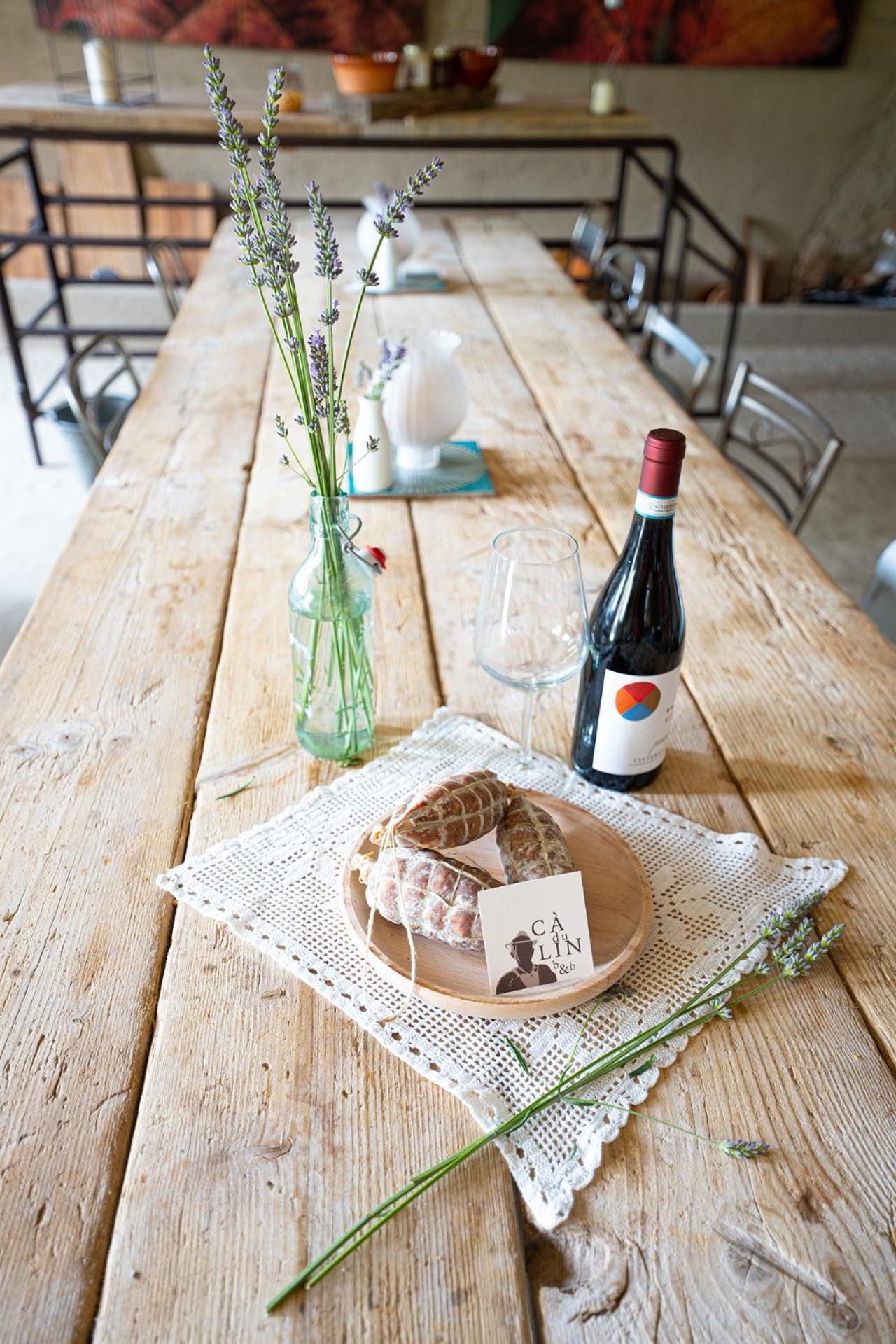 Ca'Du Lin - Jacuzzi Bed and Breakfast Cisterna dʼAsti Exteriör bild
