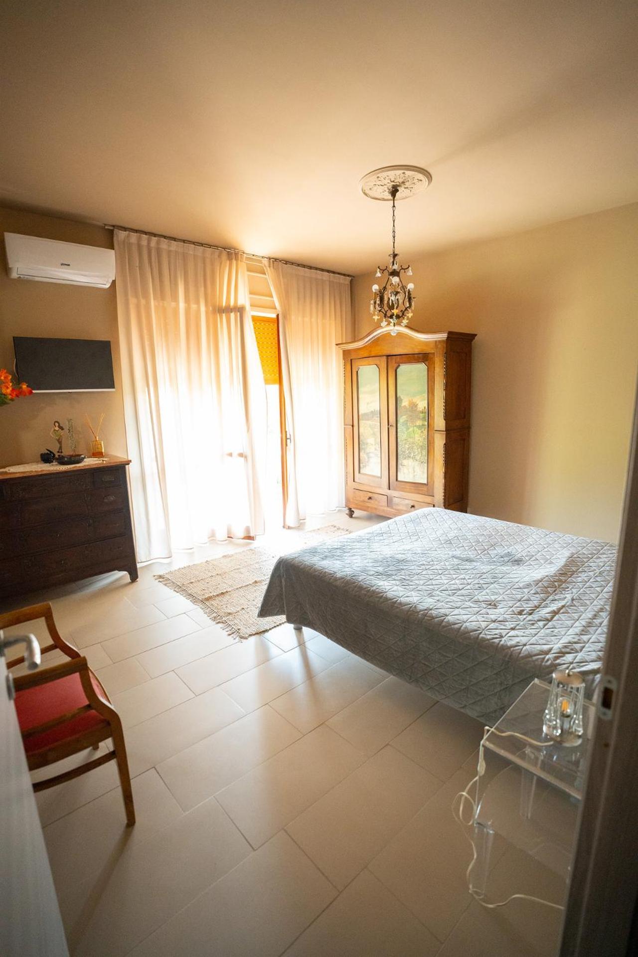 Ca'Du Lin - Jacuzzi Bed and Breakfast Cisterna dʼAsti Exteriör bild